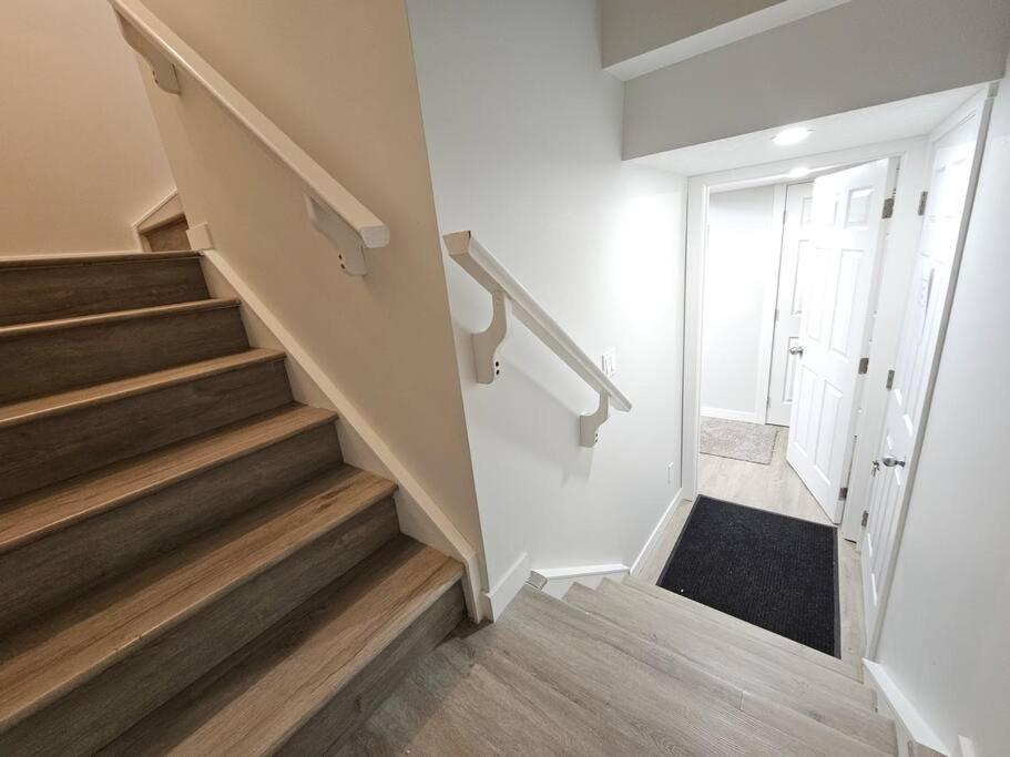 Cozy Suites In Calgary Area Balzac Kültér fotó