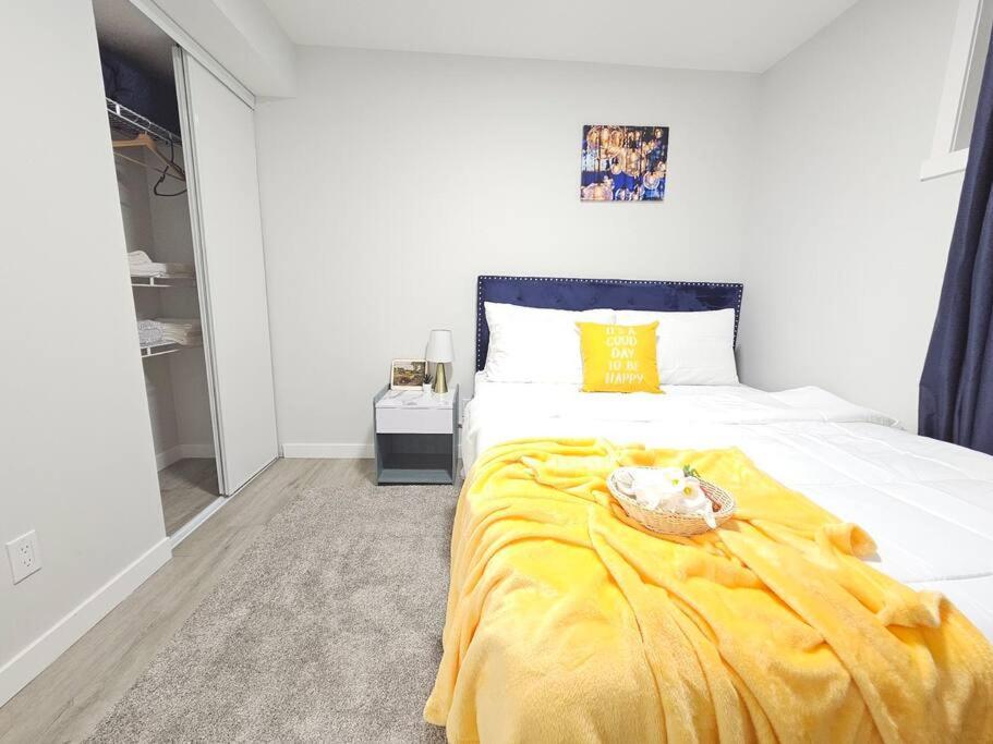 Cozy Suites In Calgary Area Balzac Kültér fotó